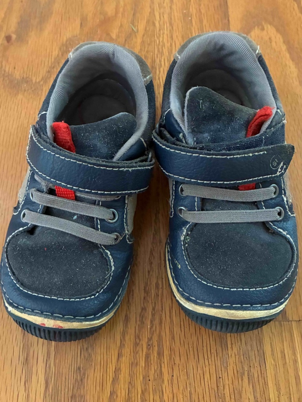 Stride Rite 'Wes' Blue sneakers Size 8 M Toddler